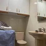 Al Lado Del Río En Cangas De Apartamento *