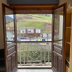 Apartamento Al Lado Del Río En Cangas De *