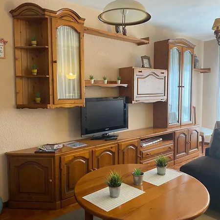 Apartamento Al Lado Del Río En Cangas De *