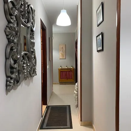 Al Lado Del Río En Cangas De Apartamento *